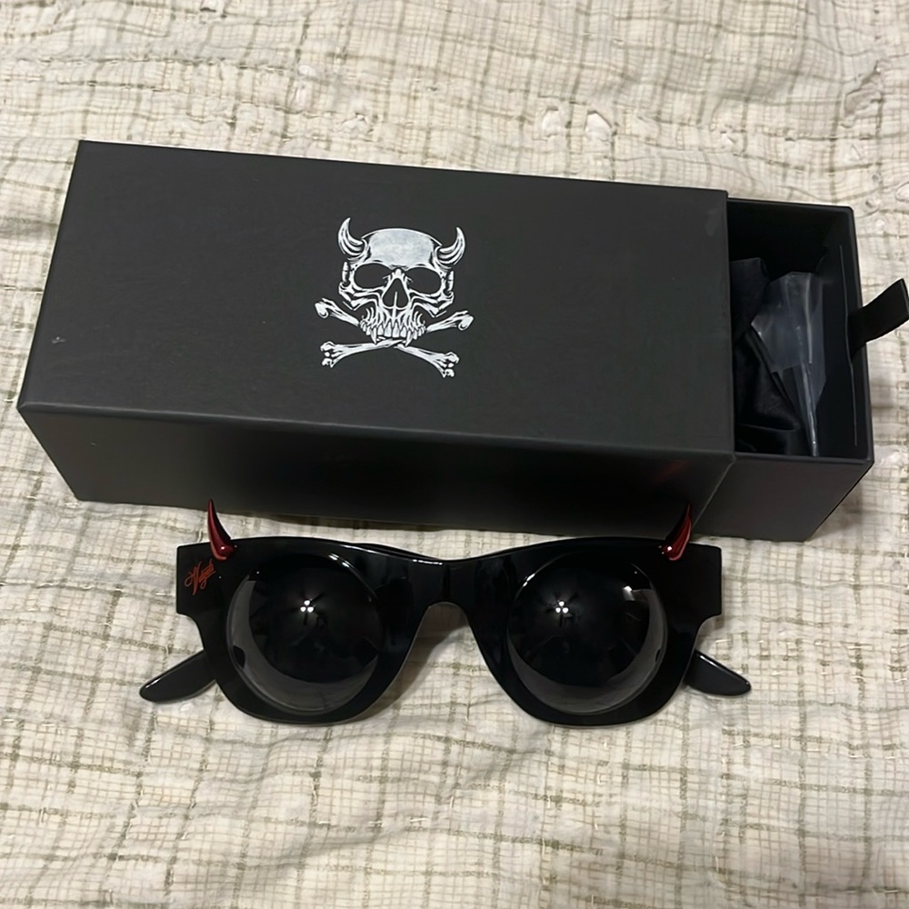 Vulgati “Beast” sunglasses
